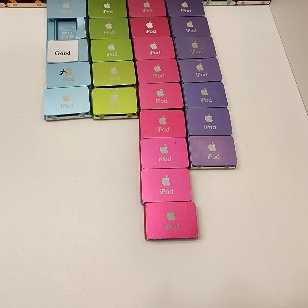 Apple iPod shuffle 2nd generation 1GB 2GB Various Color 1 Year warranty w/ acces